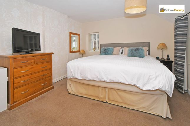 Town house for sale in Rookery Crescent, Cresswell