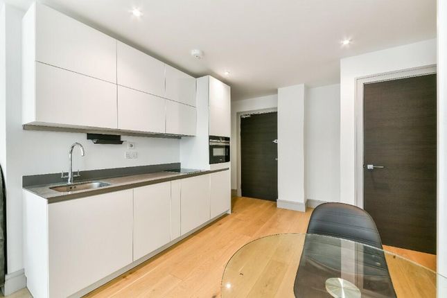 65, Spring Villa Road, Edgware photo 5