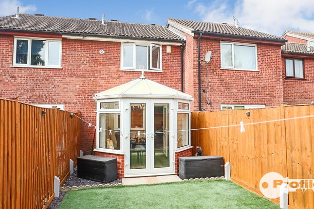 49, Pyeharps Road, Burbage photo 4