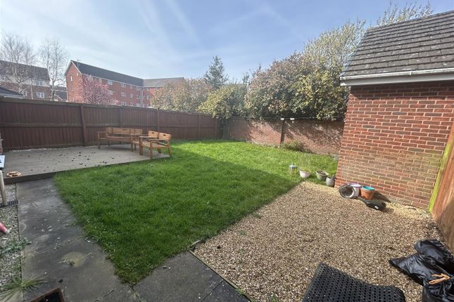 5, Manhattan Gardens, Warrington photo 5
