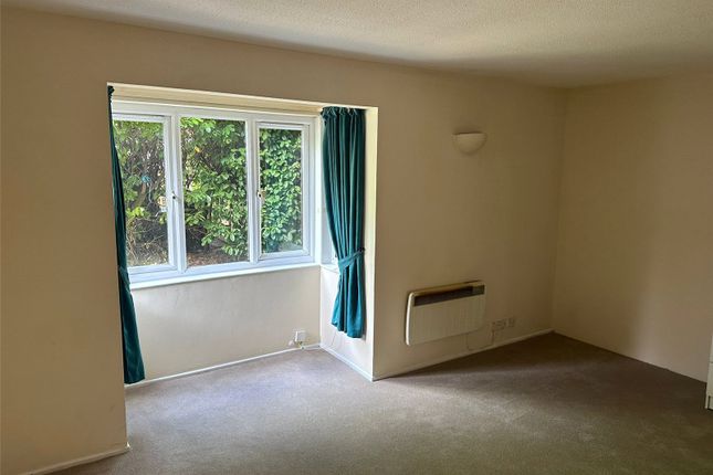 165, Mead Avenue, Berkshire photo 3