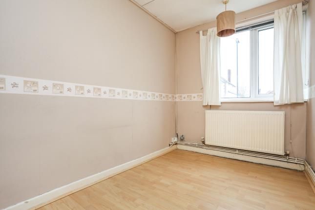 2 Bed Flat For In Oaston Road Nuneaton Warwickshire Cv11 Zoopla Bedroom Of Oaston Road Nuneaton Warwickshire Cv11