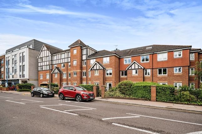 Flat for sale in Hudsons Court, Potters Bar