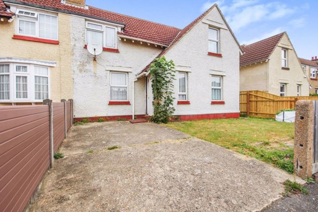 4-bed house on 106 Brassey Road, Bournemouth, £1,800/mo