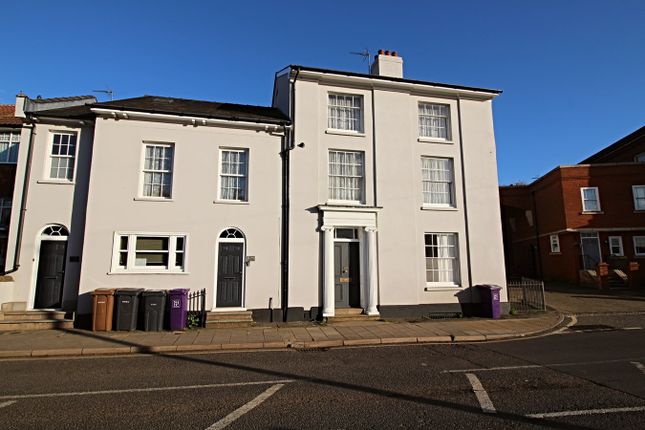 Thumbnail Flat to rent in Queen Street, Hitchin