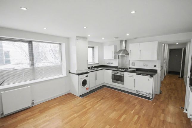 Flat 25, Castle Quay, Castle Lane, Bedford photo 3