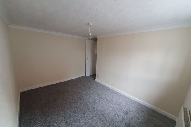 End terrace house to rent in Hope Street, Crook, County Durham