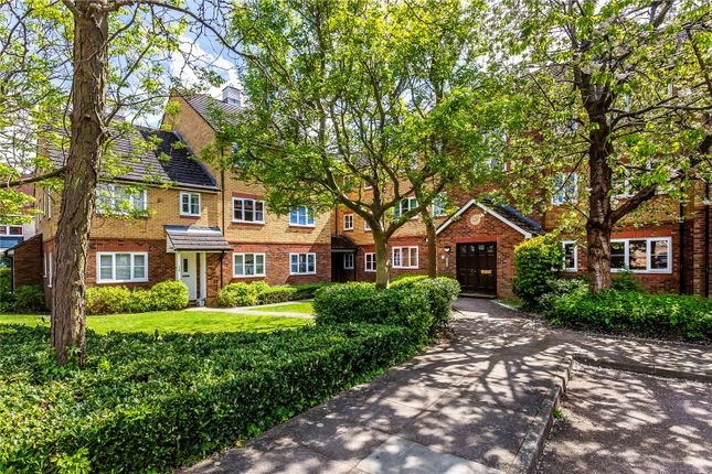 Flat for sale in Wanmer Court, Birkheads Road, Reigate, Surrey
