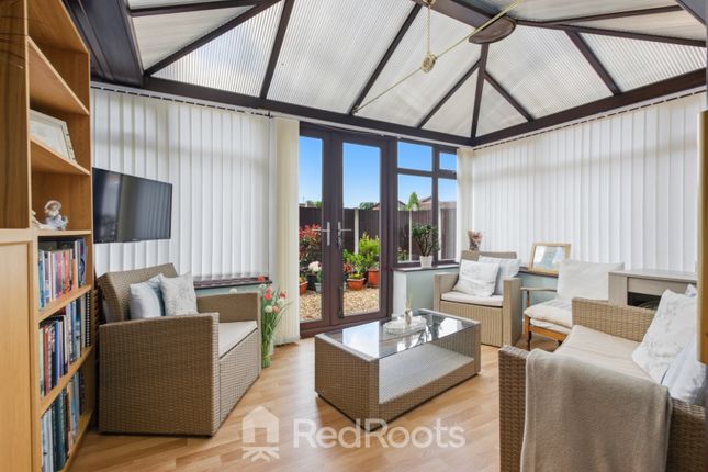33 Valiant Gardens, Sprotbrough, South Yorkshire photo 5
