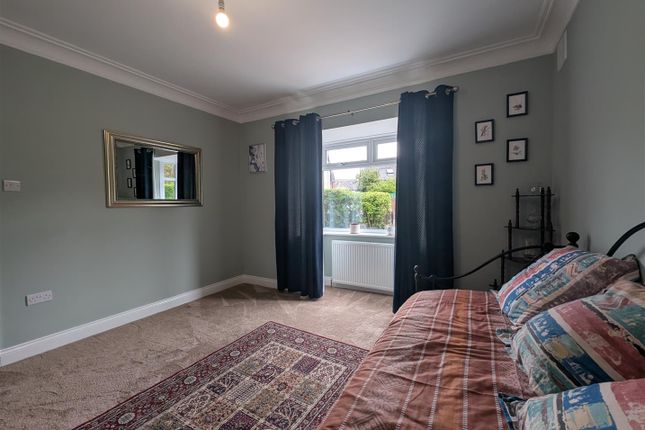 15, Elms Road, Darlington photo 5