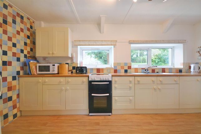 Cottage for sale in St. Nicholas, Goodwick