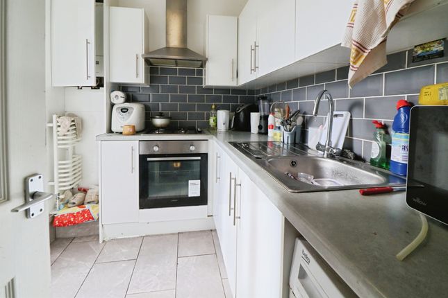 3, Cowbridge Road West, Cardiff photo 3