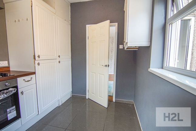 15b, Birmingham Road, Millisons Wood photo 4