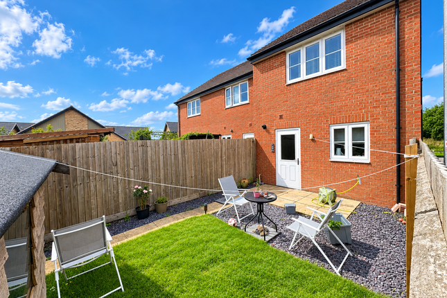 93, Great Northern Gardens, Bourne photo 2