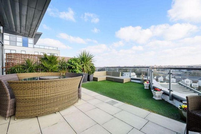 Penthouse for sale in Carmichael Avenue, Greenhithe