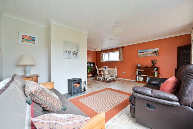 8 Tregellast Parc, Helston photo 2