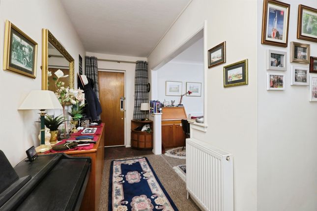 Flat 6, Carmen Court, Eastbourne Road, Eastbourne photo 3
