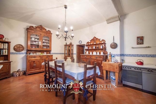 Villa for sale in Rufina, Tuscany, Italy