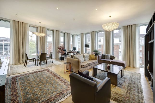 Thumbnail Flat for sale in Hollandgreen Place, London