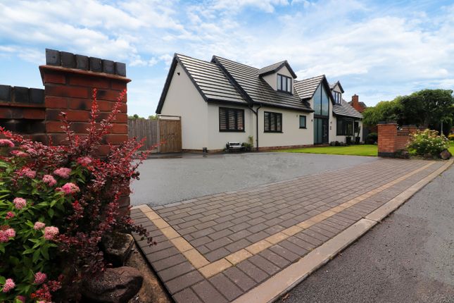 Detached bungalow for sale in Brook End, Fazeley, Tamworth