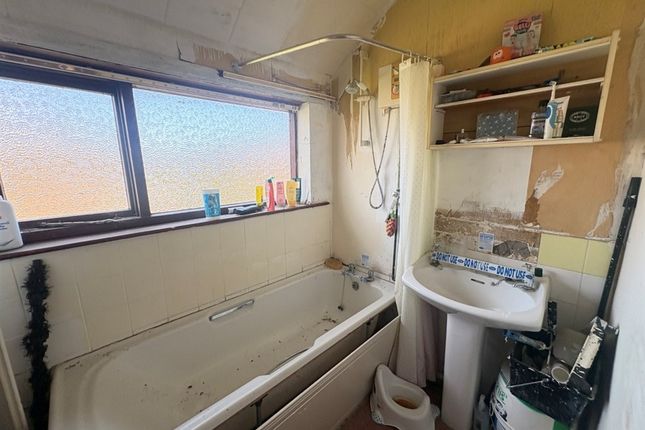270, Cromwell Road, GRIMSBY photo 5