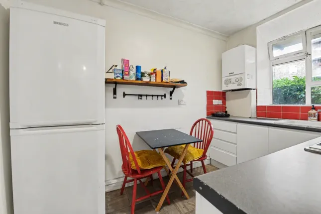 7 Strang House, Britannia Row, London photo 5
