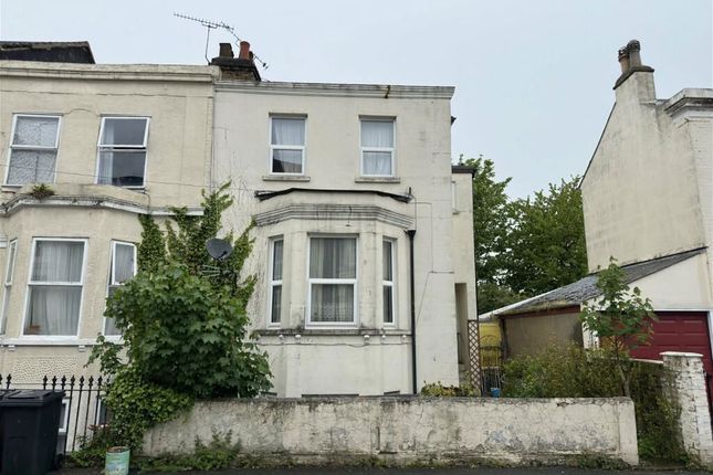 Thumbnail Semi-detached house for sale in Cobham Street, Gravesend