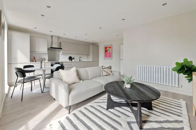 Flat for sale in Wood Street, Spinningfields, Manchester