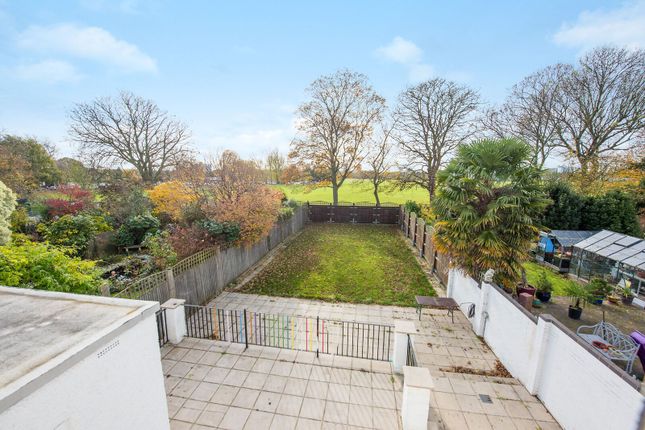 Popes Lane, Ealing photo 4