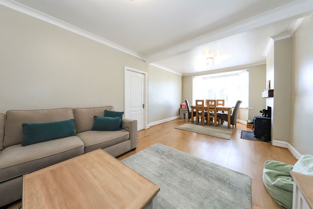 4, Holly Grove, Wolverhampton photo 3