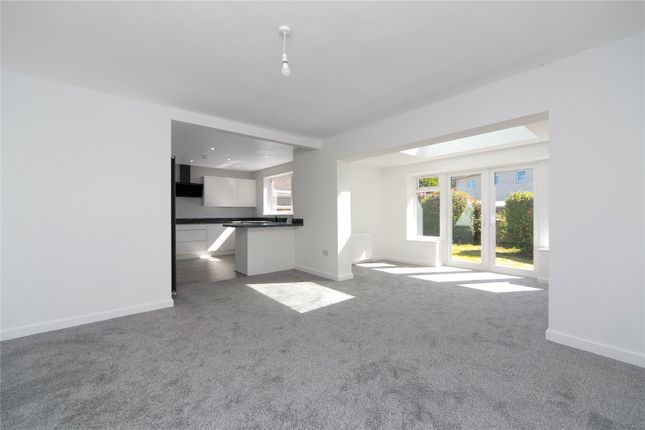10, Garth Drive, Isle of Anglesey photo 4