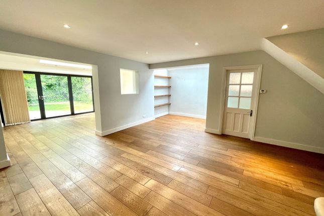 46, Alexandra Road, Egham photo 4
