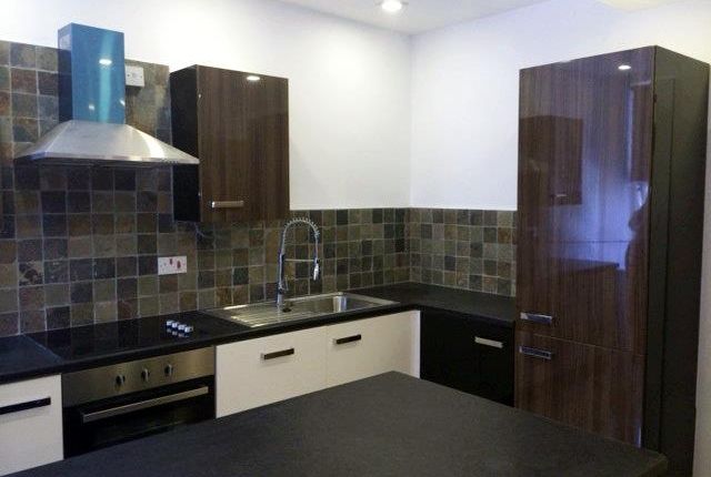 Thumbnail Flat to rent in Richmond Crescent, Roath, Cardiff