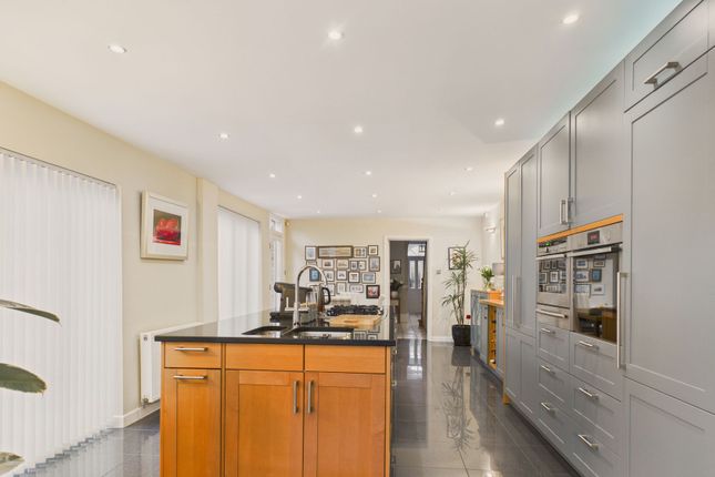 8 Hamilton Road, Lincoln photo 4