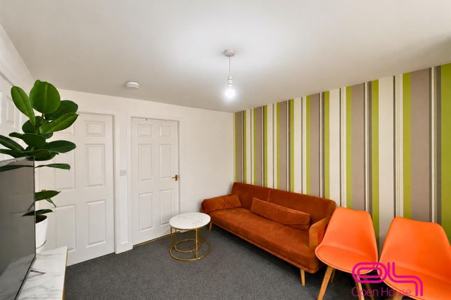 Flat 1, Millennium Court, Peveril Street, Bolton photo 4