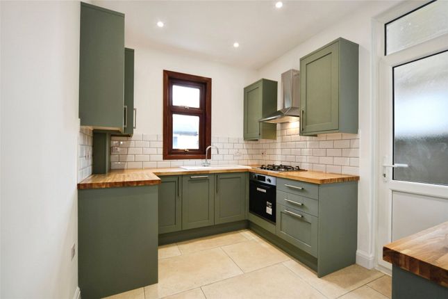89, Chelmsford Road, London photo 4