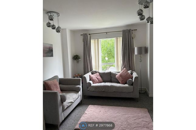 East Greenlees Gardens, Cambuslang, Glasgow photo 2