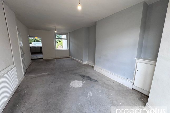 21, Ynyswen Road, Rhondda Cynon Taff photo 3