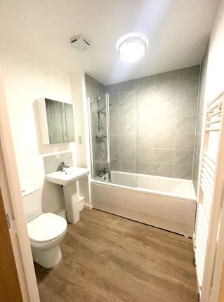 Flat 1, 43 Maplebeck Drive, Southport photo 4