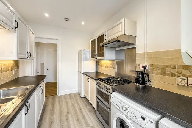 Top Flat, 3, Top Flat, 3 Glenshellach Terrace, Oban, Argyll, PA34 4BH, Oban photo 3
