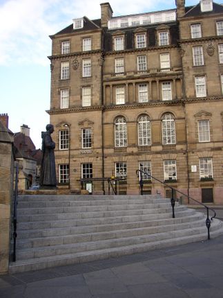 Flat to rent in Bewick Street, City Centre, Newcastle Upon Tyne
