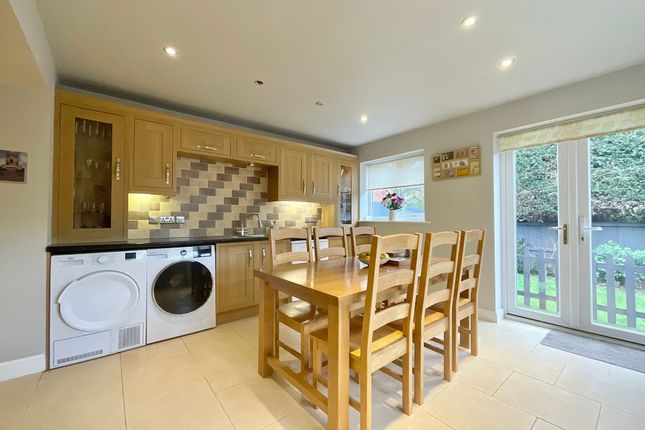 21 Huntersfield, Crewe photo 3