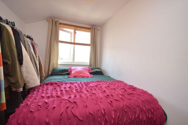 Flat 2, 1 Fairview Terrace, Newquay photo 5
