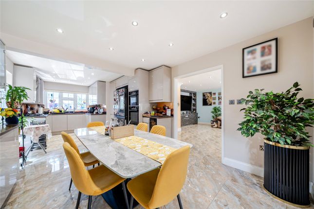 8, The Avenue, Orpington photo 4