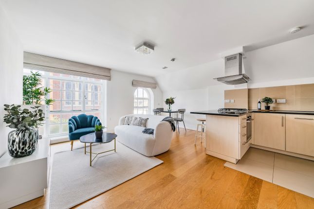 Flat for sale in Dalling Road, London