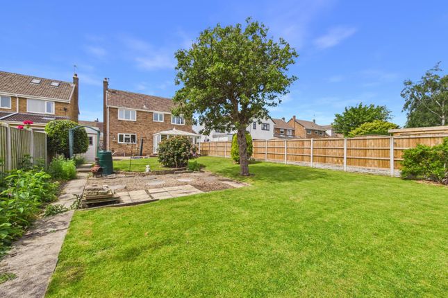 13, Chiltern Drive, Pontefract photo 4