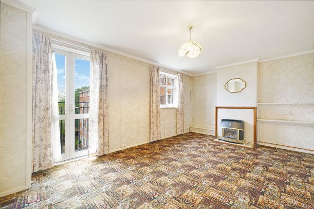 Gedge Court, London Road, Mitcham photo 2