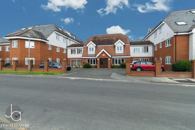 Flat for sale in Rosemary Court, Rectory Road, Tiptree