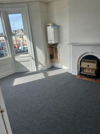 Flat to rent in Lytham Road, Blackpool FY4