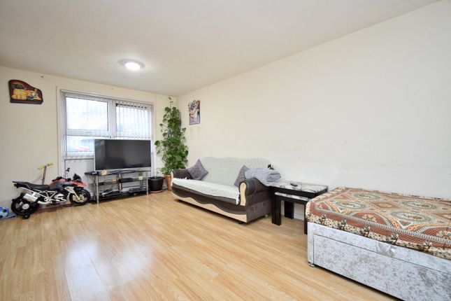 Terraced house for sale in Humphries Close, Goodwood, Leicester